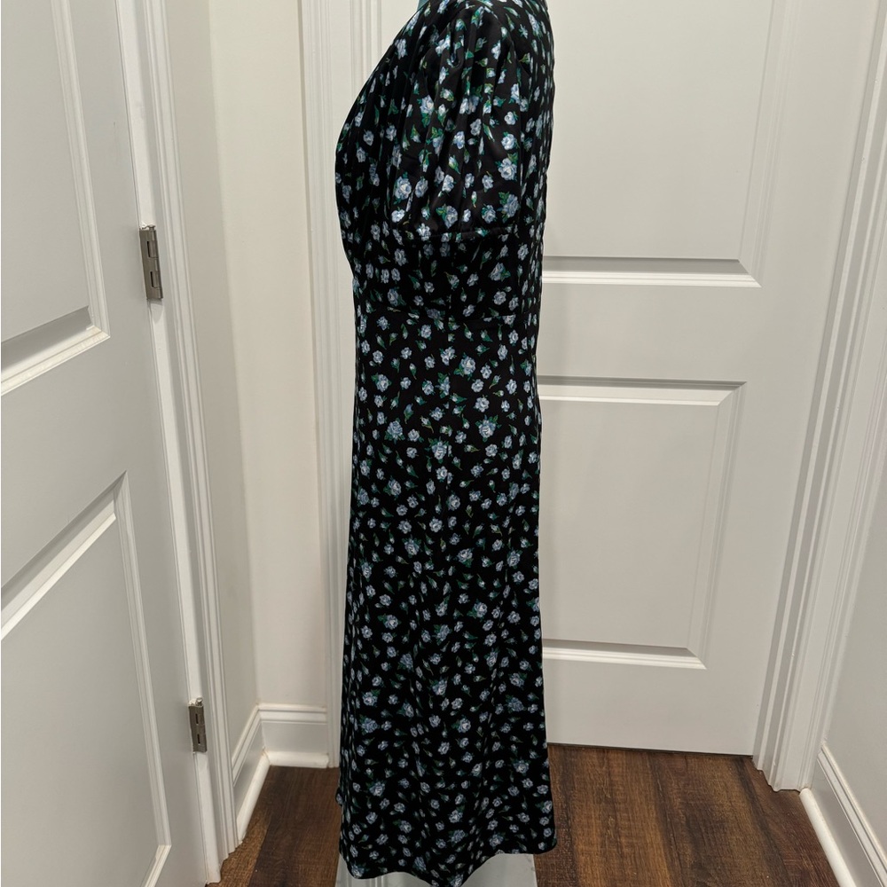 Betsy Johnson retro floral dress. - Picture 2 of 6